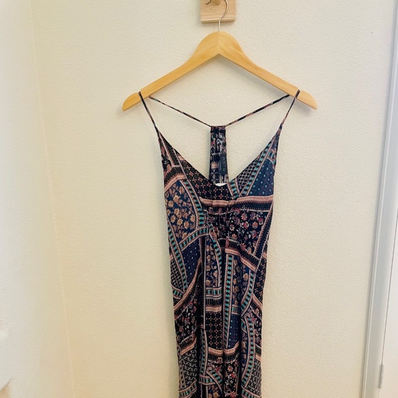 ☀️SALE☀️ NWT ASTR Spaghetti Strap, Bohemian Midi Dress with Asymmetric Hem - Picture 2 of 9